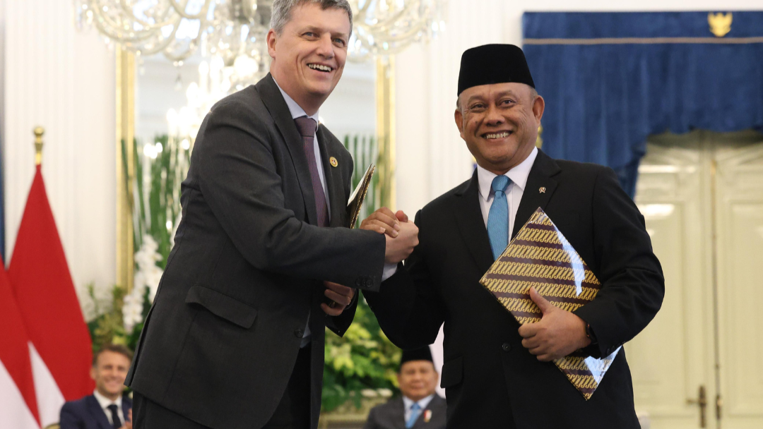 Dukung Program MBG, BGN Sumatera Barat dan Danone Teken MoU
